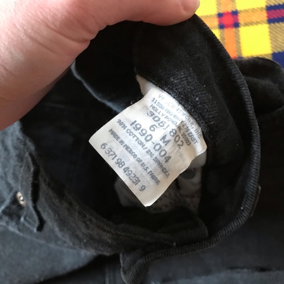 Vintage Lee Cutoff Jean Shorts Black Studded - Picture 4 of 7